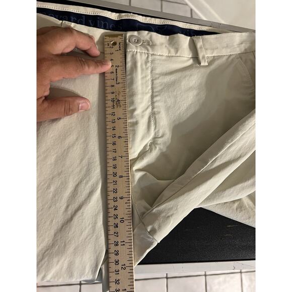 Vineyard Vines Performance 36x30 Beige Golf Chino Pants Stretchy - Picture 6 of 7